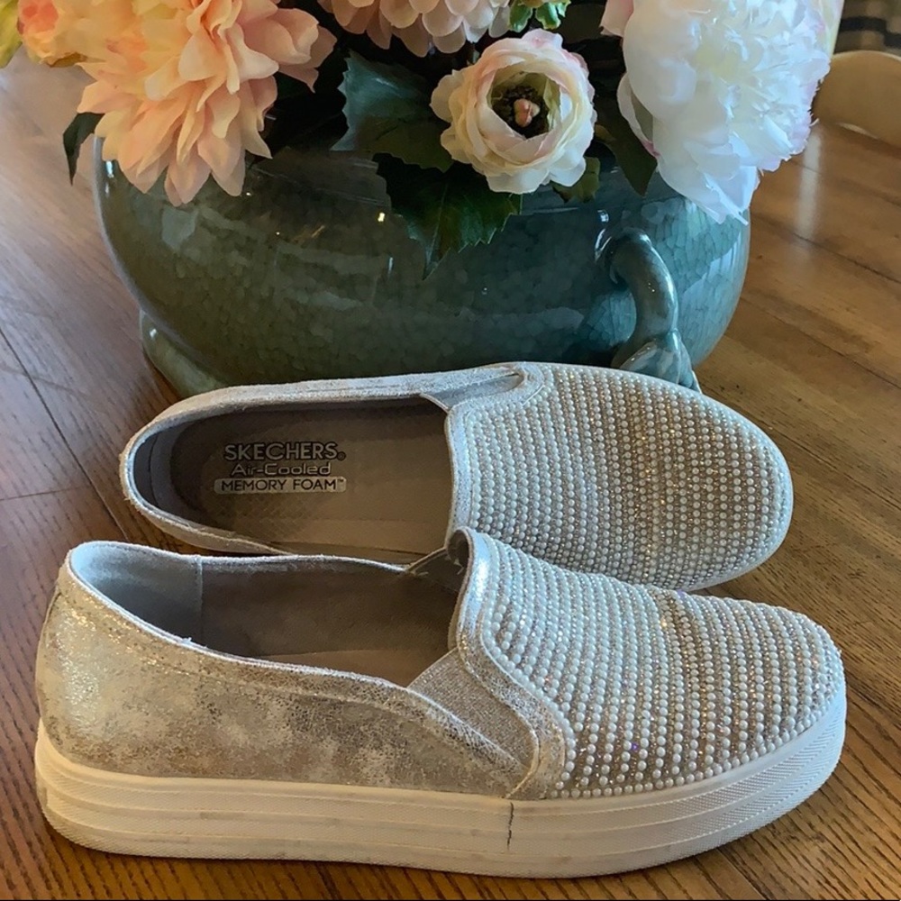 Sketchers Air-Cooled Memory Foam Slip Ons